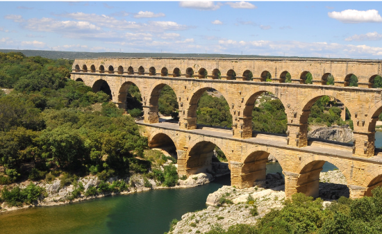 Pont du Gard - Pickleball Vacations France